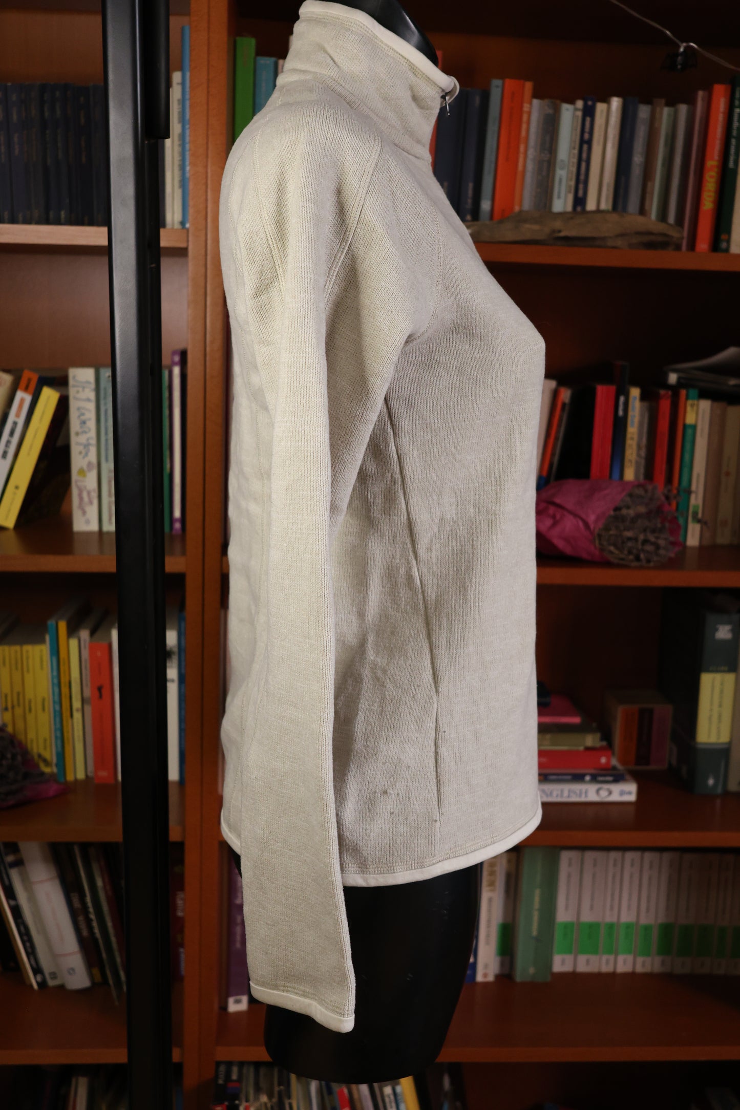 White Patagonia pile