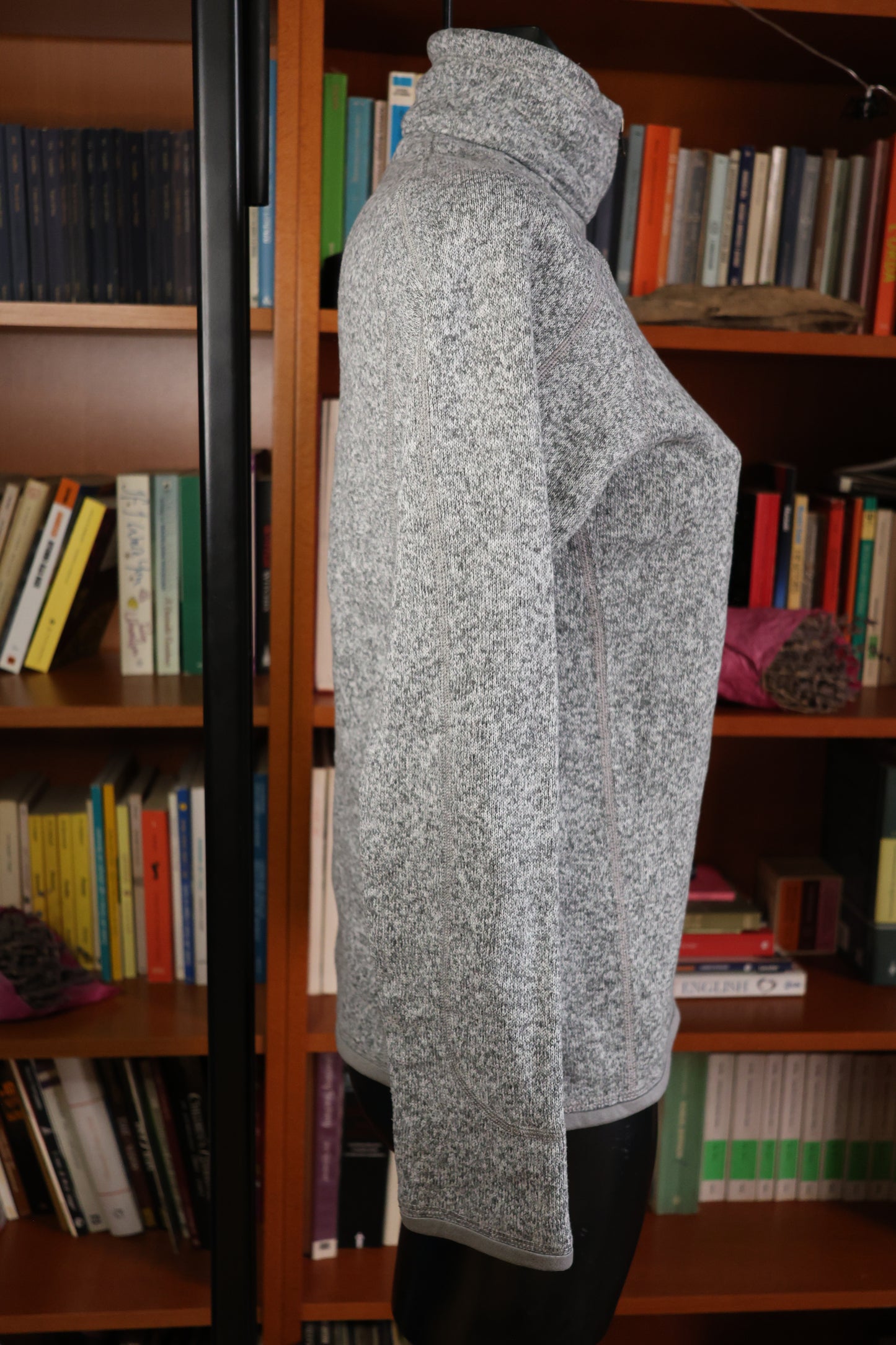 Light grey Patagonia pile