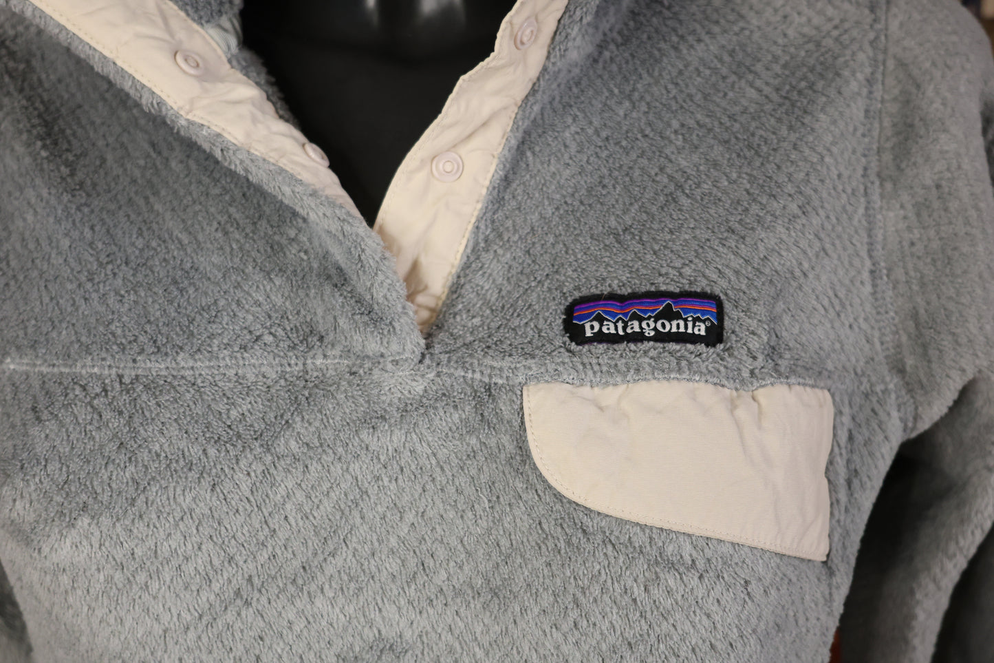 Grey Patagonia pile